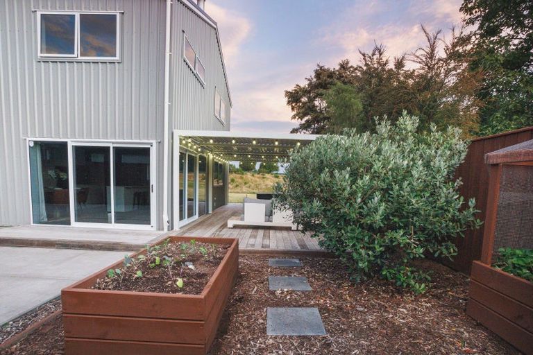 Photo of property in 19 Te Herekiekie Street, Turangi, 3334