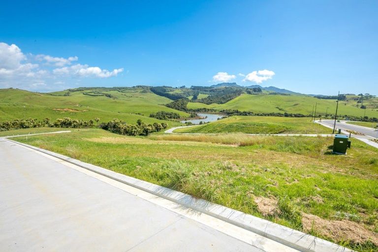 Photo of property in 102 Omahina Street, Raglan, 3225