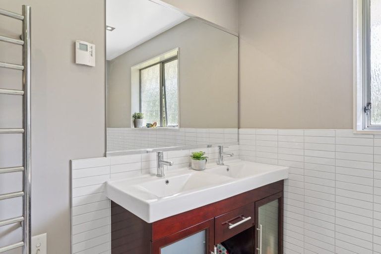 Photo of property in 52 Caroline Drive, Maunganamu, Taupo, 3379