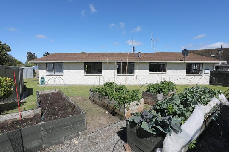 Photo of property in 8 Mansell Crescent, Bulls, 4818