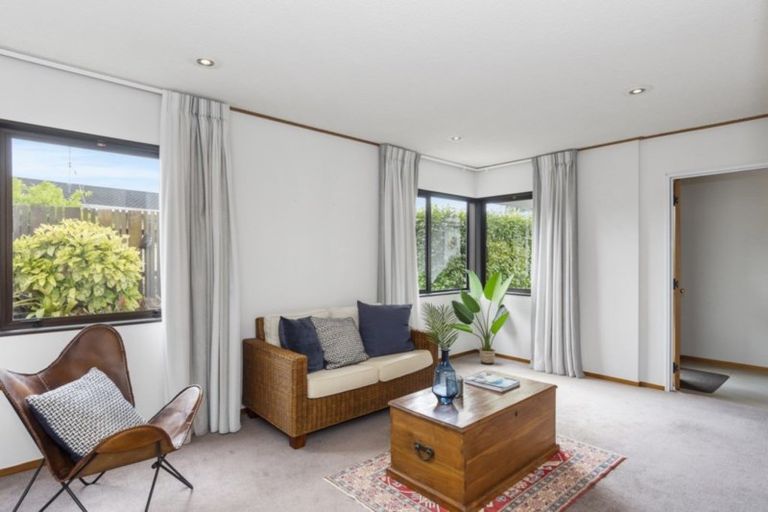 Photo of property in 122 Kings Avenue, Matua, Tauranga, 3110