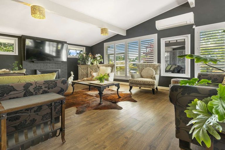 Photo of property in 4 Tawavale Street, Pukehangi, Rotorua, 3015