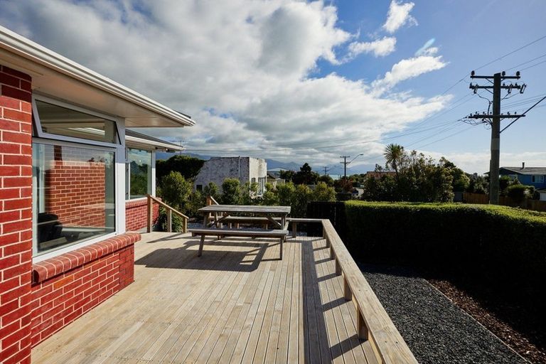 Photo of property in 62 Churchill Street, Kaikoura, 7300