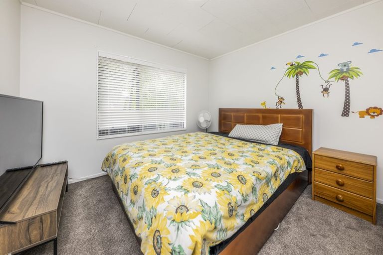 Photo of property in 37 Rosemead Place, Randwick Park, Auckland, 2105