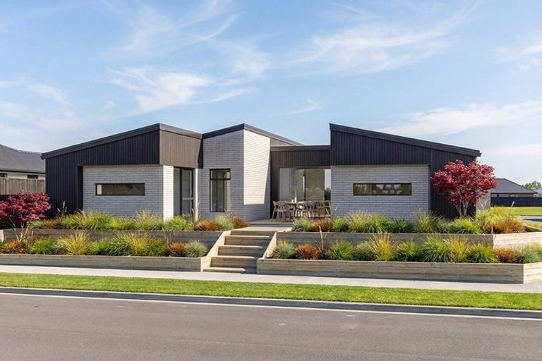 Photo of property in 5 Maurice Harding Avenue, Paerata, Pukekohe, 2124