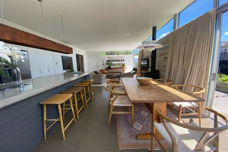 Photo of property in 3 Van Asch Street, Sumner, Christchurch, 8081