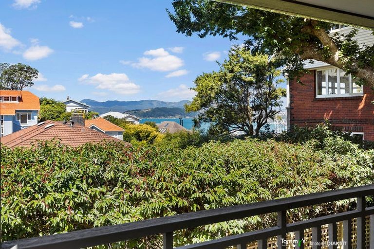 Photo of property in 15a Lower Watt Street, Wadestown, Wellington, 6012