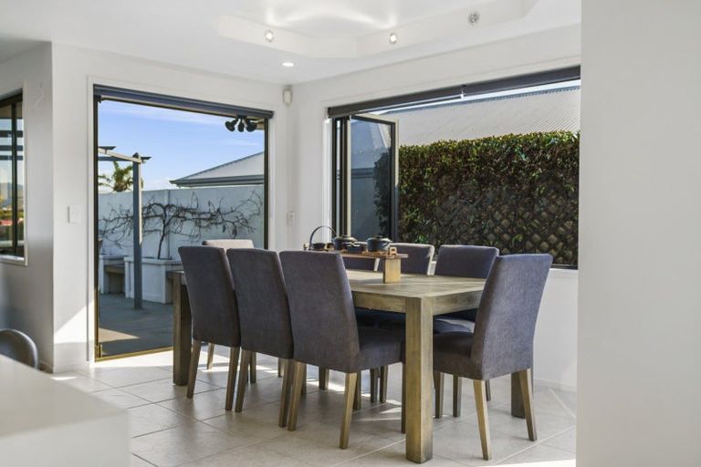 Photo of property in 6 Palazzo Drive, Papamoa Beach, Papamoa, 3118