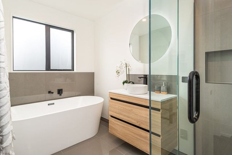 Photo of property in 27 Reece Place, Marshland, Christchurch, 8051