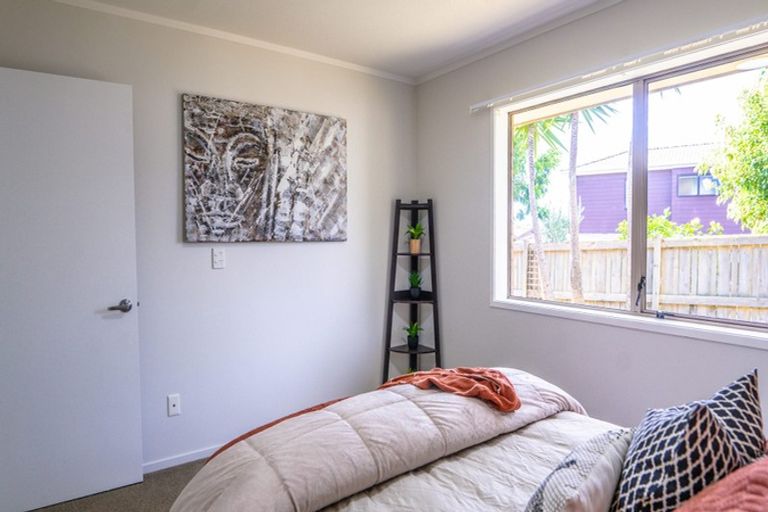 Photo of property in 1/16 Fieldstone Court, Northpark, Auckland, 2013