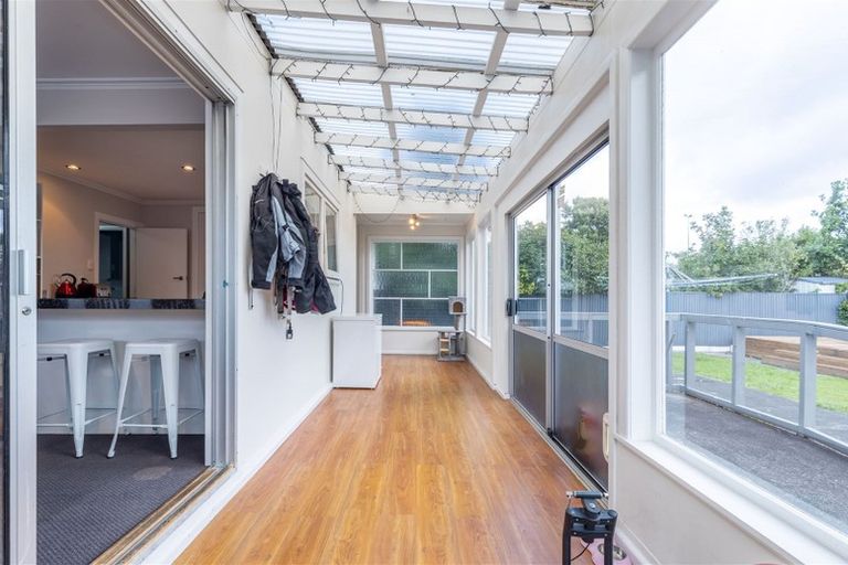 Photo of property in 16 Aspiring Avenue, Milson, Palmerston North, 4414