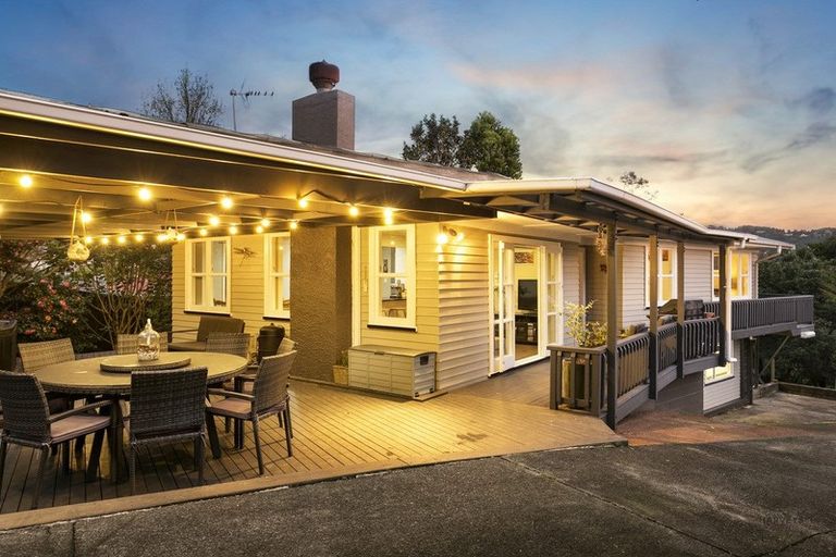Photo of property in 115 Captain Scott Road, Glen Eden, Auckland, 0602
