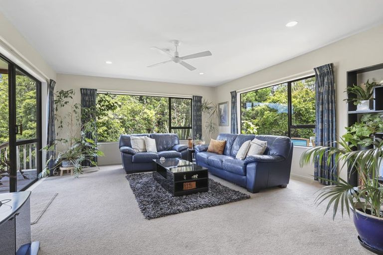 Photo of property in 45 Autumn Avenue, Glen Eden, Auckland, 0602