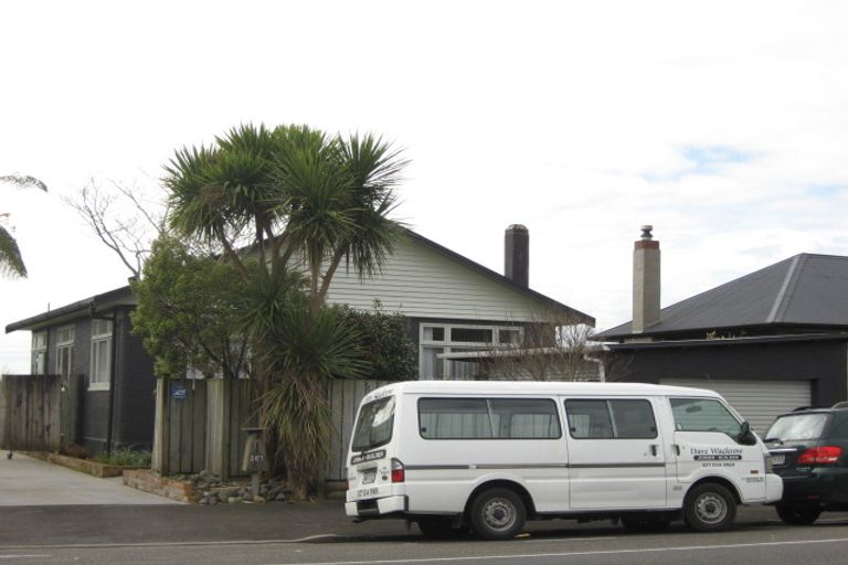 Photo of property in 207 Carrington Street, Vogeltown, New Plymouth, 4310
