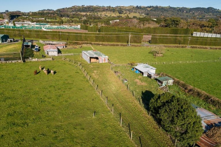 Photo of property in 28 Armstrong Road, Te Puna, Tauranga, 3174