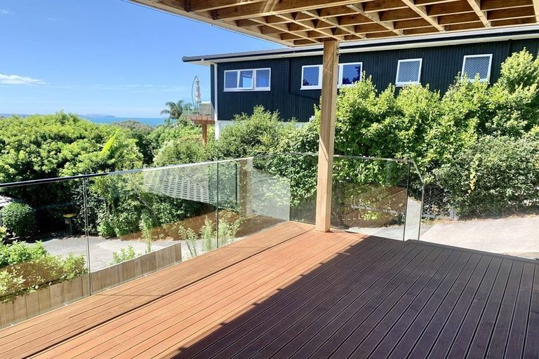 Photo of property in 2/147 Kowhai Road, Mairangi Bay, Auckland, 0630