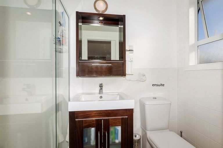 Photo of property in 111 Horoeka Street, Stokes Valley, Lower Hutt, 5019