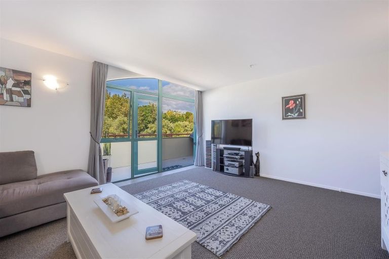 Photo of property in 164z Harbour Village Drive, Gulf Harbour, Whangaparaoa, 0930