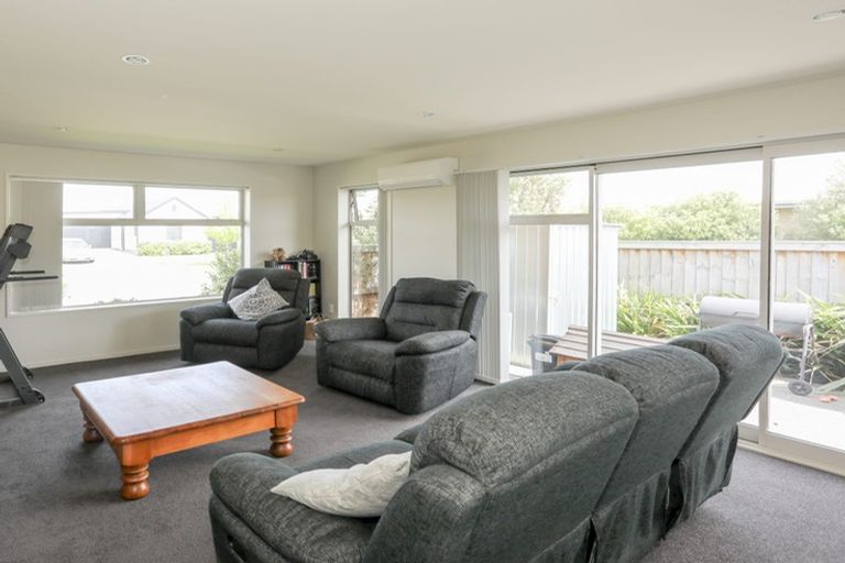 Photo of property in 56 Sutherland Drive, Kaiapoi, 7630