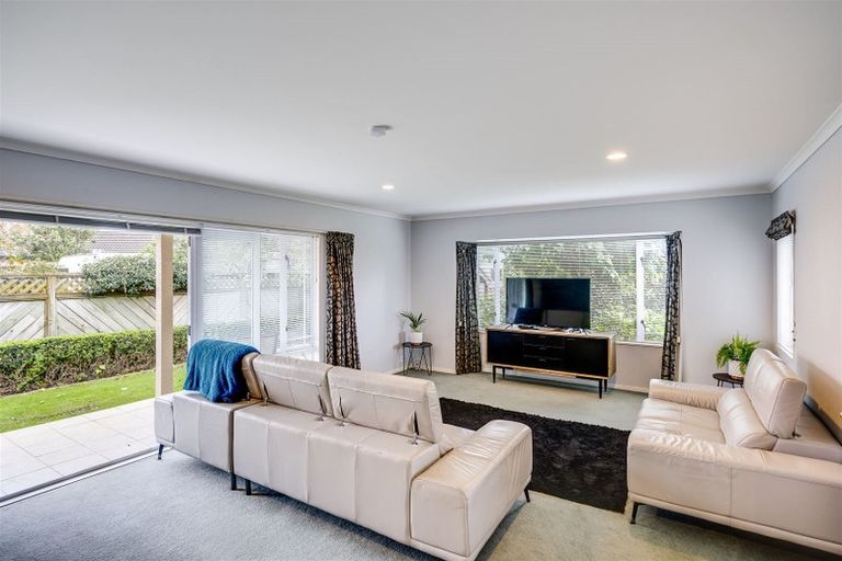 Photo of property in 525a Main North Road, Bay View, Napier, 4104