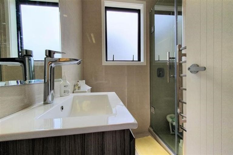 Photo of property in 40 Greenfinch Road, Hobsonville, Auckland, 0616