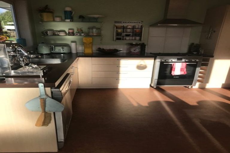 Photo of property in 2a Coulter Road, Owhata, Rotorua, 3010