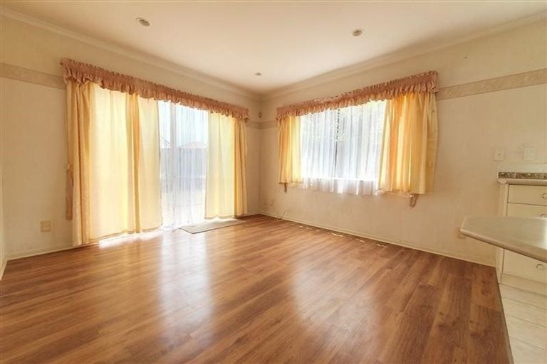 Photo of property in 27 Cantora Avenue, Northpark, Auckland, 2013