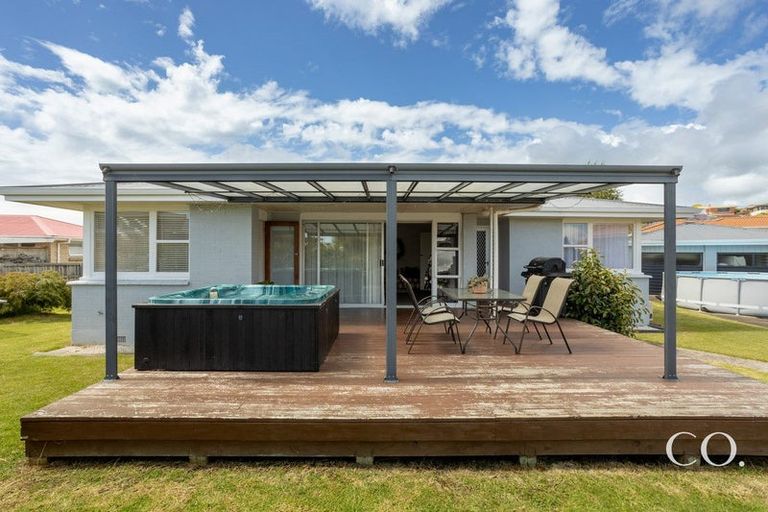 Photo of property in 13 Lilac Place, Otumoetai, Tauranga, 3110