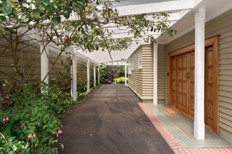 Photo of property in 24 Messines Road, Karori, Wellington, 6012
