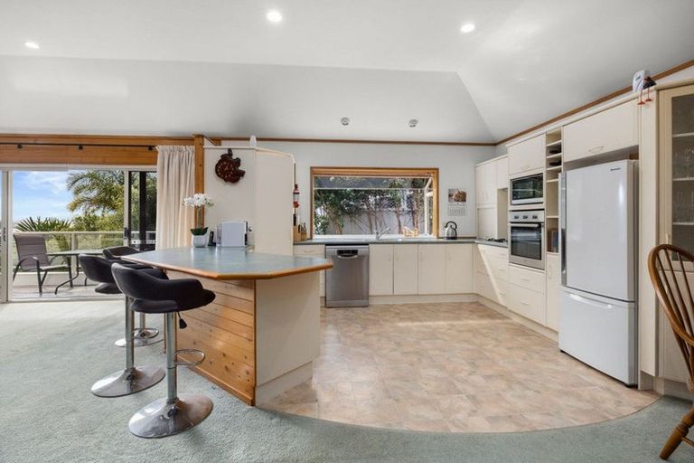 Photo of property in 6 Sullivans Road, Paihia, 0200