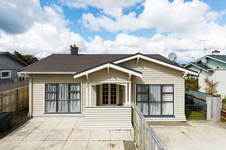 Photo of property in 31 Miro Street, Takaro, Palmerston North, 4410