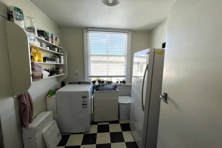 Photo of property in 7 Seddon Street, Dannevirke, 4930