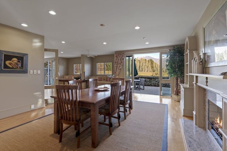 Photo of property in Millbrook Resort, 7 Chalmers Close, Arrowtown, 9371