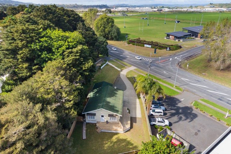 Photo of property in 123 Riverside Drive, Parahaki, Whangarei, 0112