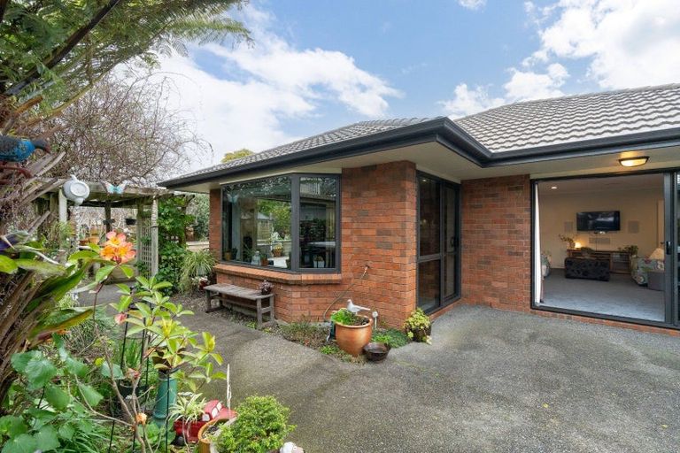 Photo of property in 6 Nimmo Avenue, Waikanae, 5036
