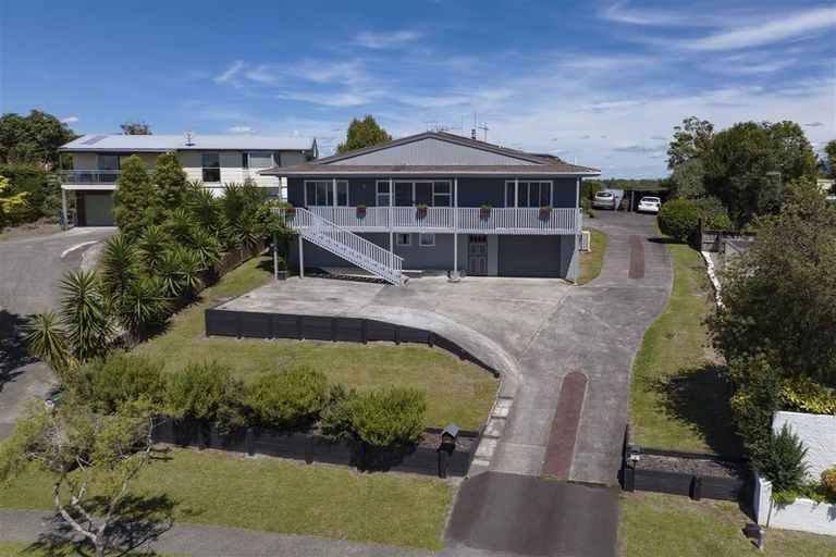 Photo of property in 113 Amanda Avenue, Dinsdale, Hamilton, 3204