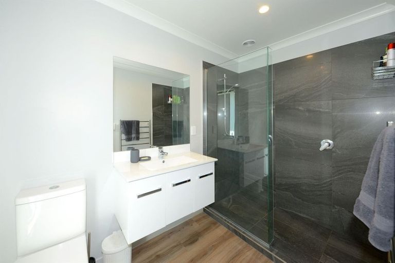 Photo of property in 9 Seaward Street, Pegasus, 7612