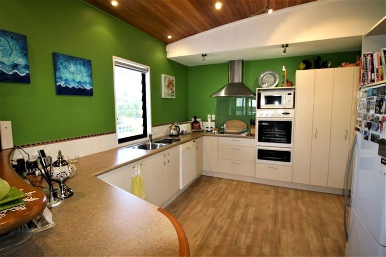 Photo of property in 41 Fishermans Bend, Whiritoa, Whangamata, 3691