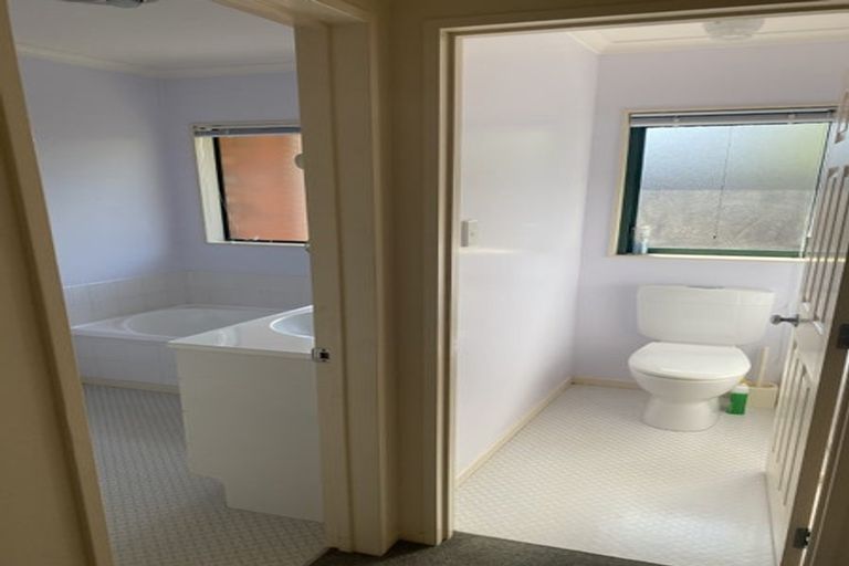 Photo of property in 283a The Parade, Island Bay, Wellington, 6023