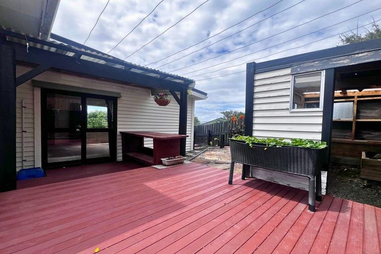 Photo of property in 6 Patiki Place, Titahi Bay, Porirua, 5022