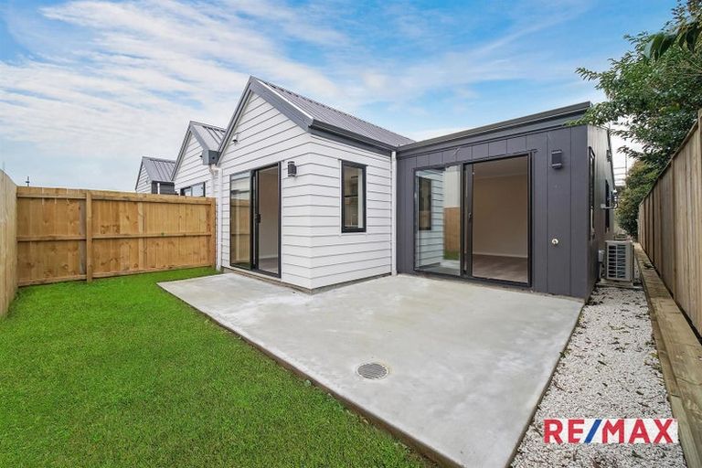 Photo of property in 31 Combat Street, Papakura, 2110