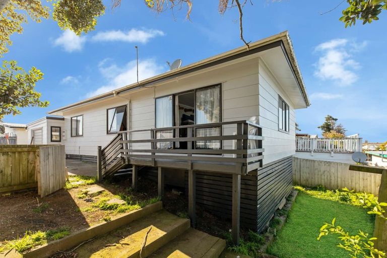 Photo of property in 1/35 Templeton Place, Clendon Park, Auckland, 2103