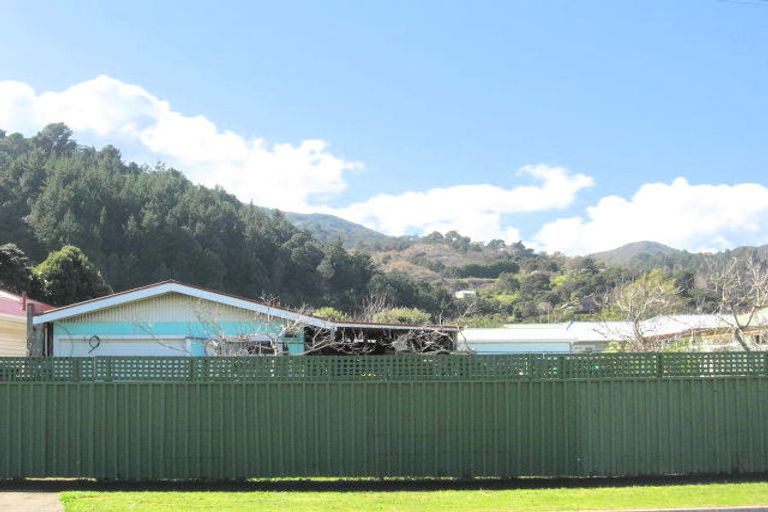 Photo of property in 200 Moanataiari Street, Thames, 3500