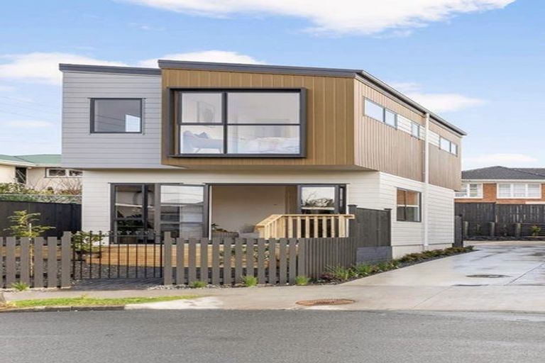 Photo of property in 1f Deering Place, Papatoetoe, Auckland, 2025