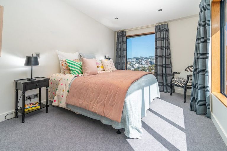 Photo of property in 66 Anne Street, Wadestown, Wellington, 6012