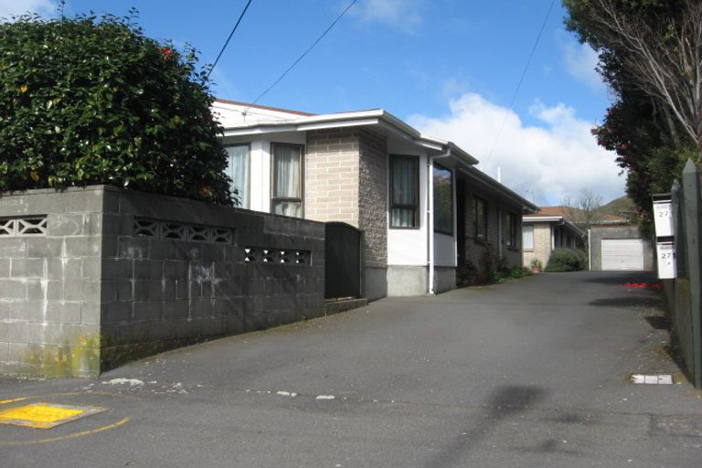 Photo of property in 1/271 Karori Road, Karori, Wellington, 6012