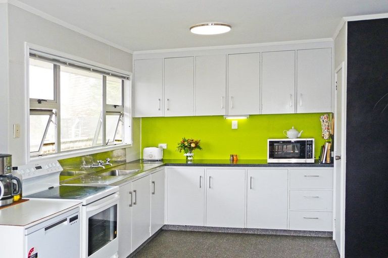 Photo of property in 312 Tukapa Street, Hurdon, New Plymouth, 4310