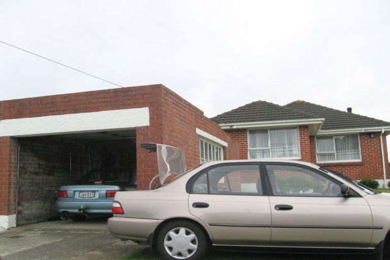 Photo of property in 48 Tarawera Road, Johnsonville, Wellington, 6037