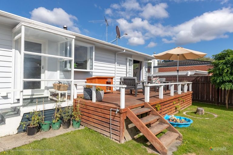 Photo of property in 6 Burns Grove, Trentham, Upper Hutt, 5018