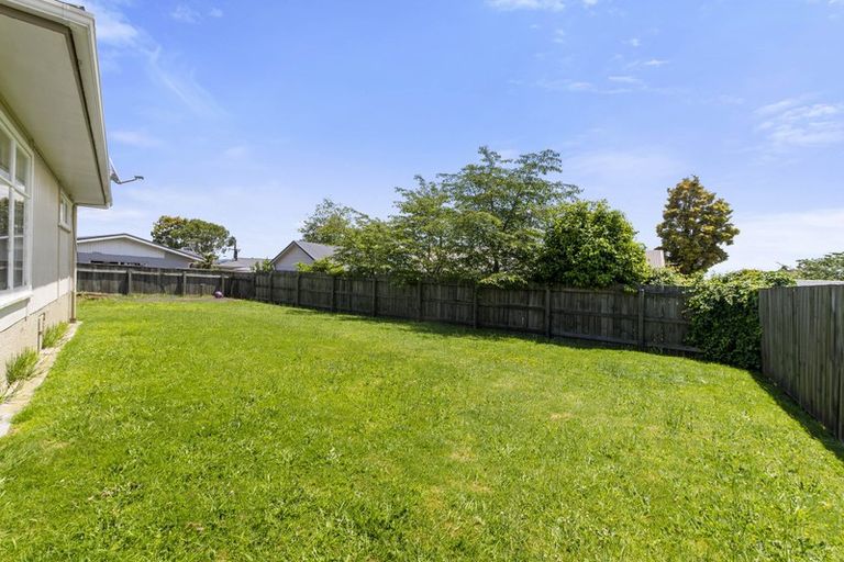 Photo of property in 25 Tennyson Drive, Owhata, Rotorua, 3010